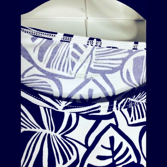 lands end women's sun protection long sleeve swim shirt - Picture 2 of 6